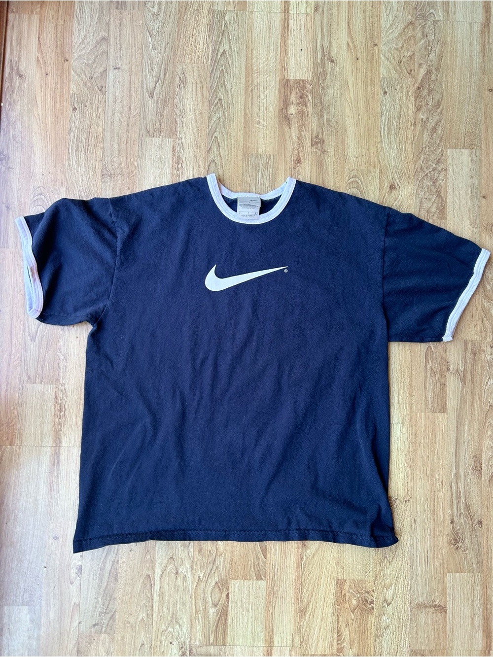 Vintage 90’s Nike T Shirt Navy Blue White Swoosh 100% Cotton Large White Tag